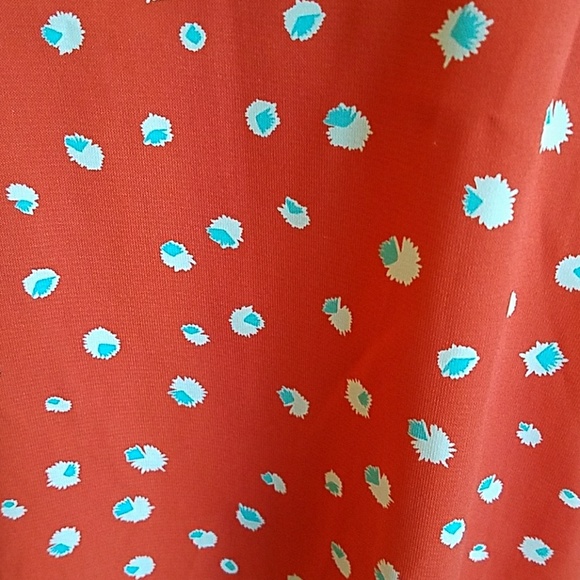 Cute blouse with knit detail - Picture 2 of 3